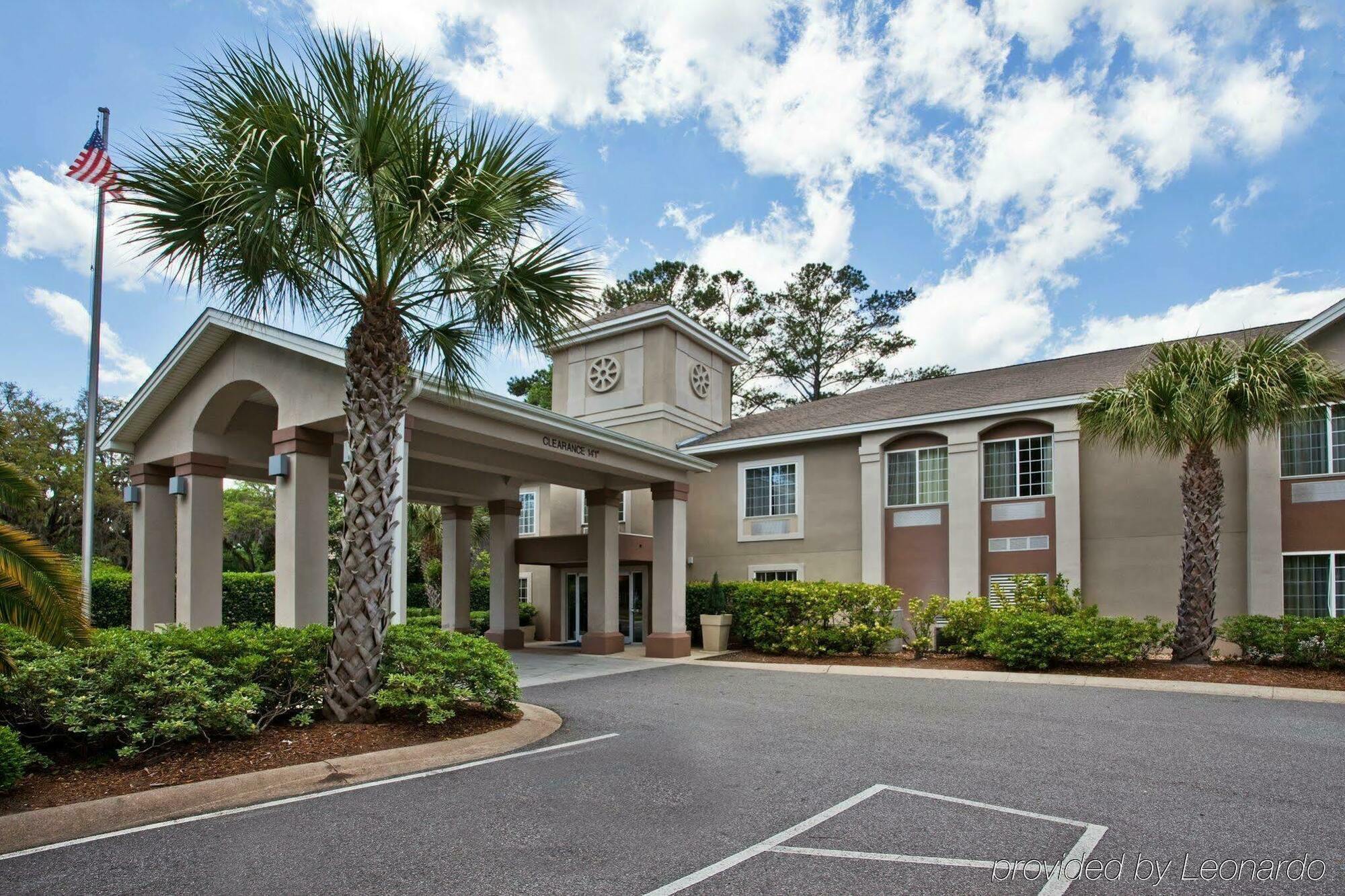 Holiday Inn Express Saint Simons Island, An Ihg Hotel St. Simons Island Exterior photo