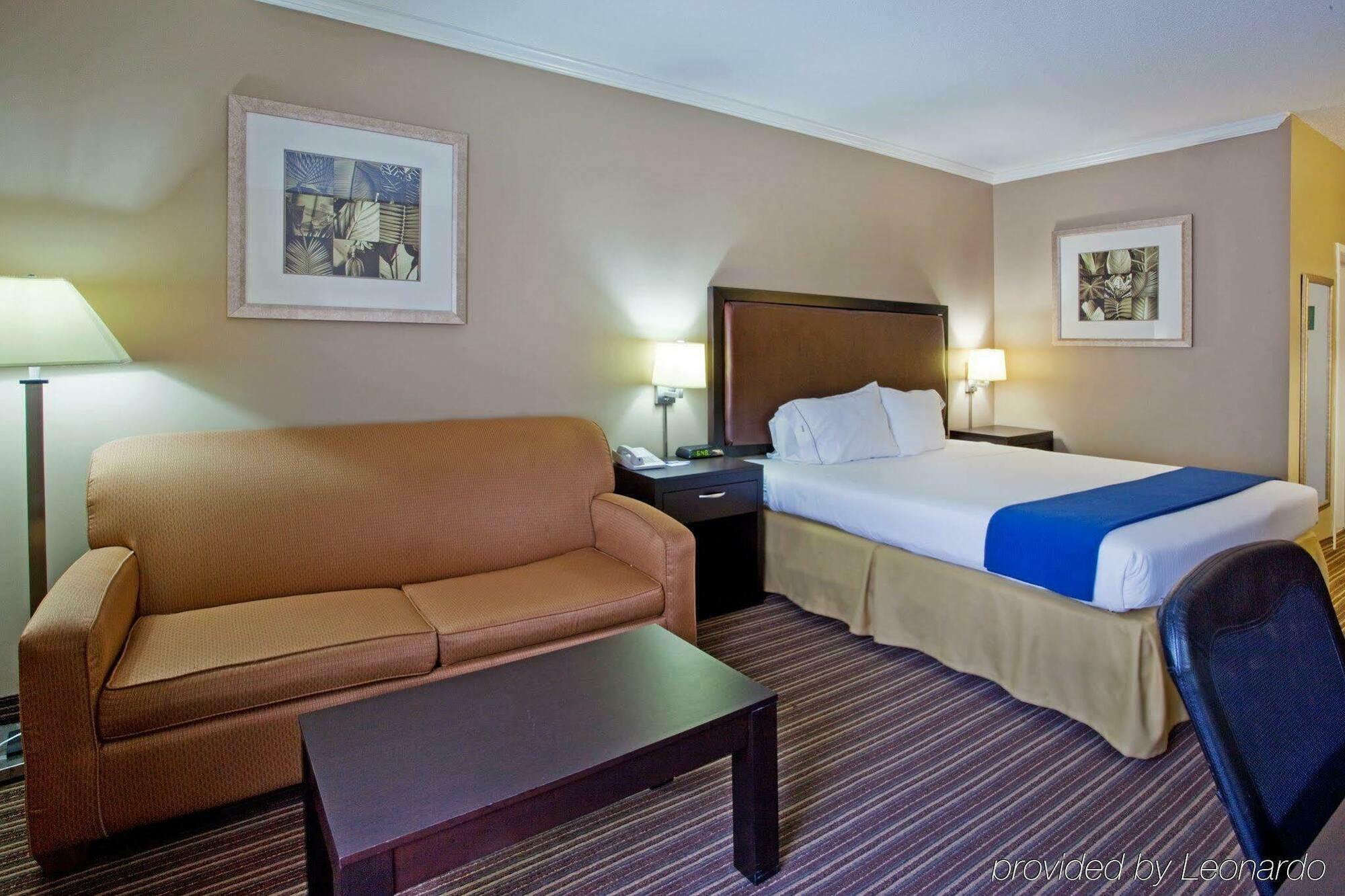 Holiday Inn Express Saint Simons Island By Ihg St. Simons Island Exterior photo